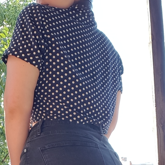 Cropped Button Up - Picture 9 of 10